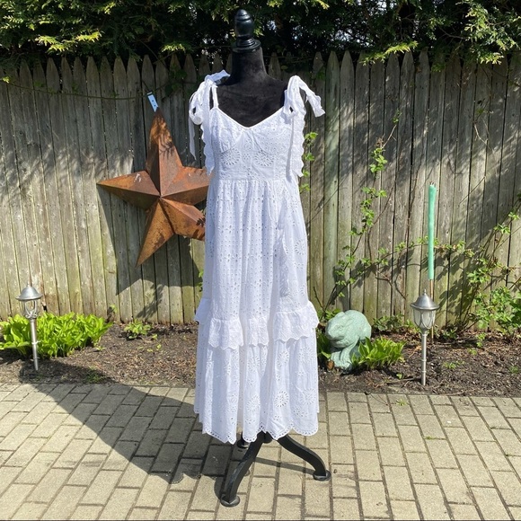 LoveShackFancy Antonella White Eyelet Dress NWT - Picture 11 of 16